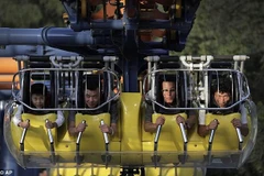 [Video] Trò chơi cảm giác mạnh trong công viên giải trí ở Bình Nhưỡng