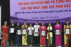Nữ trí thức với khoa học và công nghệ vì sự phát triển bền vững