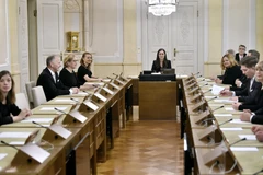 Tân Thủ tướng Phần Lan Sanna Marin chủ trì cuộc họp tại Helsinki, ngày 10/12/2019. (Ảnh: AFP/TTXVN)