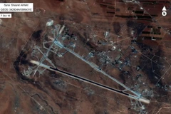 Ảnh do Bộ Quốc phòng Mỹ cung cấp: Toàn cảnh sân bay al-Shayrat gần thành phố Homs, ngày 7/4. (Nguồn: EPA/TTXVN)