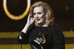 Adele trong lễ trao giải Grammy năm 2013 (Nguồn: AFP)