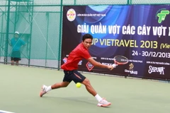 Tay vợt Ngọc Hiển. (Ảnh: Tiến Lực/Vietnam+)