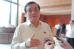 Bí thư Tỉnh ủy Quảng Nam Phan Việt Cường chia sẻ với báo chí. (Ảnh: Hùng Võ/Vietnam+)