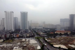 Bầu không khí tại khu vực quận Cầu Giấy vào lúc 11 giờ ngày 4/10/2019. (Nguồn ảnh: TTXVN)