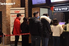 [Video] Người dân Thủ đô phấn khởi ra rạp phim sau 9 tháng đóng cửa