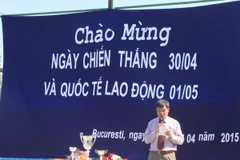 Đại sứ quán Việt Nam ở Romania kỷ niệm 40 năm thống nhất đất nước