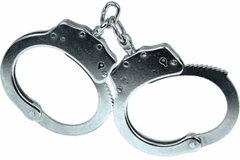 Thái Bình bắt đối tượng làm giả CMND có trang bị súng