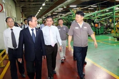 Tỉnh Bình Dương chia sẻ khó khăn với các doanh nghiệp FDI