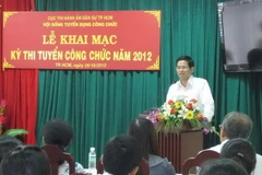 Nhật Bản chia sẻ kinh nghiệm thi tuyển công chức tập trung