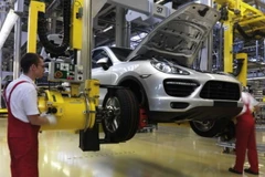 Hàng nghìn lao động cơ khí ở Đức đình công đòi tăng lương