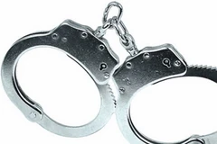 Bắt khẩn cấp đối tượng lừa đảo xin việc, chiếm đoạt 2 tỷ đồng