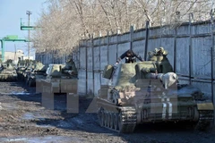 DPR: Ukraine tập trung hàng nghìn vũ khí hạng nặng ở Donbass