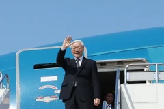 Tổng Bí thư Nguyễn Phú Trọng đến sân bay Haneda. (Ảnh: Trí Dũng/TTXVN) 