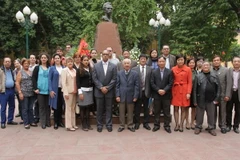 Kỷ niệm 162 năm ngày sinh anh hùng Cuba José Martí tại Hà Nội