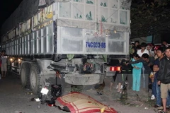 Bắt tạm giam tài xế xe bồn tông chết 3 người trong một nhà
