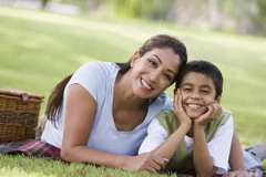 Nước Anh có tỷ lệ bố mẹ đơn thân cao nhất ở khu vực Tây Âu