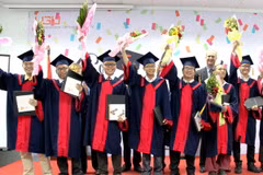 Sinh viên tốt nghiệp từ chương trình đào tạo theo mô hình đại học mới Việt-Đức. (Ảnh: Dương Chí Tưởng/TTXVN) 