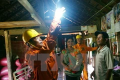 Hà Nội đã tiết kiệm gần 275 triệu kWh điện trong năm 2014