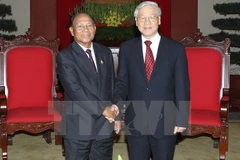 Tổng Bí thư Nguyễn Phú Trọng tiếp Chủ tịch Quốc hội Vương quốc Campuchia Heng Samrin sang dự IPU-132 tại Việt Nam. (Ảnh: Trí Dũng/TTXVN)