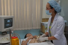 Hà Nội phấn đấu 70% bà mẹ mang thai được sàng lọc trước sinh