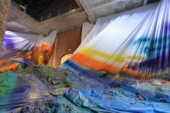 Thưởng thức nghệ thuật đương đại tại triển lãm Venice Biennale