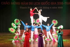 Khai mạc Liên hoan quần chúng “Câu hò nối những dòng sông”