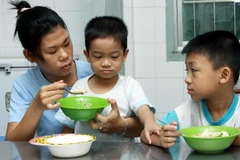 Thanh tra trung tâm để xảy ra vụ bảo mẫu hành hạ trẻ nhiễm HIV