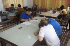Các đối tượng tại cơ quan công an.