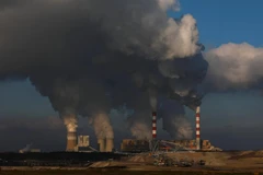 Một nhà máy nhiệt điện than tại Ba Lan. (Ảnh: Reuters)