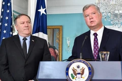 Đặc phái viên Stephen Biegun (trái) có thể sẽ thay thế Ngoại trưởng Mike Pompeo trong tương lai. (Ảnh: NK News)