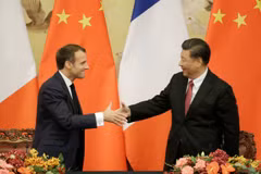Chủ tịch Trung Quốc Tập Cận Bình và Tổng thống Pháp Emmanuel Macron. (Ảnh: Reuters)