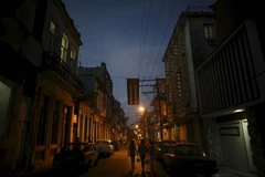 Cuba đang phải đối mặt với tình trạng thiếu điện và nhiên liệu. (Ảnh: The Guardian)