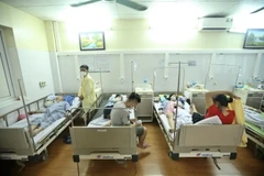 Hình ảnh dịch cúm A đến sớm, nhiều ca phải nhập viện tại Hà Nội