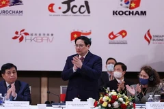 Thủ tướng dự Phiên cấp cao Diễn đàn doanh nghiệp Việt Nam thường niên
