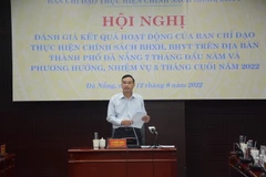 Chủ tịch UBND thành phố Đà Nẵng Lê Trung Chinh phát biểu tại Hội nghị. (Ảnh: Văn Dũng/TTXVN)