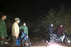 Các đối tượng nhập cảnh trái phép vào tỉnh. (Nguồn: laodong.vn)