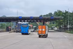Trạm thu phí Bỉm Sơn bỏ hoang từ nhiều năm nay. (Nguồn: baodautu.vn)