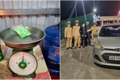 Cảnh sát giao thông kiểm tra phát hiện tài xế vận chuyển ma túy trên cao tốc Hà Nội-Lạng Sơn. (Nguồn: vov)