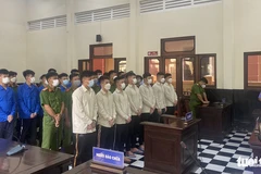 Các bị cáo tại phiên tòa. (Nguồn: tuoitre.vn)