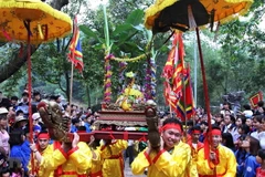 Lễ rước cỏ voi của người dân thôn Xuân Tảo, xã Xuân Giang. (Ảnh minh họa: Quang Quyết/TTXVN)