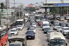 Sáng 30/4, Trạm thu phí số 2 đoạn qua tỉnh Đồng Nai xả trạm 3 tiếng để đảm bảo phương tiện lưu thông thông thoáng. (Nguồn: vov.vn)