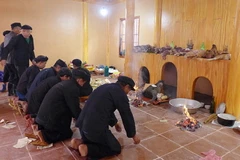 Nghi lễ cúng thần rừng của người Nùng, xã Pố Lồ. (Nguồn: baohagiang.vn)