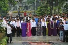 Lãnh đạo TP.HCM, Bà Rịa-Vũng Tàu tưởng nhớ các Anh hùng liệt sỹ