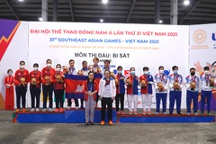 Lễ trao giải môn bi sắt nội dung bộ ba nữ.(Ảnh: Minh Hiếu/Vietnam+)