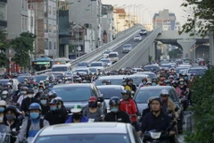 Hà Nội: Thông đường vành đai 2, Ngã Tư Sở vẫn tiếp tục ùn tắc