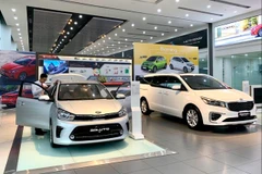 Doanh số bán hàng của các hãng xe liên tục giảm sút kể từ tháng Tư. (Ảnh: PV/Vietnam+)