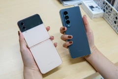 Cận cảnh bộ đôi flagship Samsung Z Flip, Fold 4 trong ngày mở bán sớm
