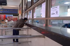 [Video] Khung cảnh vắng vẻ của bến xe Mỹ Đình ngày giáp Tết