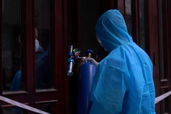 ‘ATM oxy’: Mô hình thiết thực hỗ trợ bệnh nhân F0 điều trị tại nhà