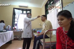 Người y sỹ dành cả tuổi xuân chăm sóc bệnh nhân chất độc màu da cam